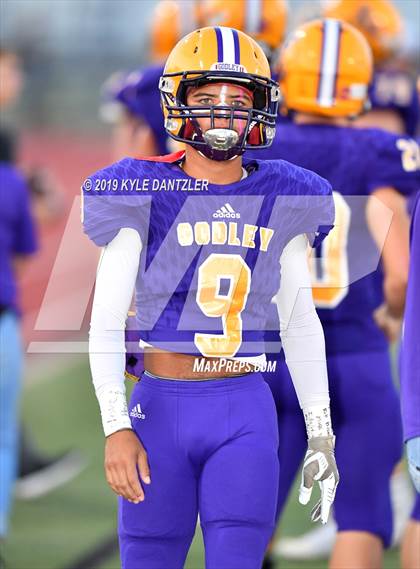 Thumbnail 3 in Canton vs. Godley photogallery.