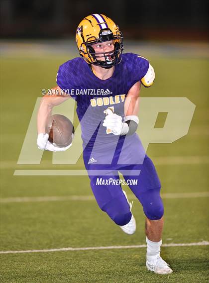 Thumbnail 3 in Canton vs. Godley photogallery.