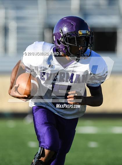 Thumbnail 1 in Everman @ Aledo (B Team) photogallery.