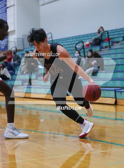 Thumbnail 3 in Intermountain Christian vs. Judge (Eagle Holiday Shootout) photogallery.