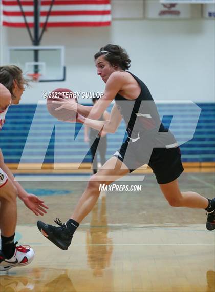 Thumbnail 1 in Intermountain Christian vs. Judge (Eagle Holiday Shootout) photogallery.
