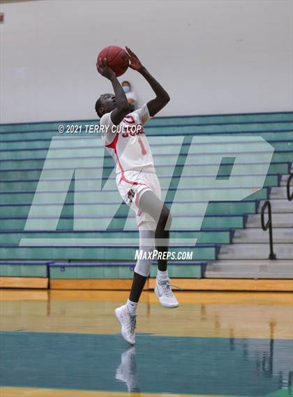 Thumbnail 3 in Intermountain Christian vs. Judge (Eagle Holiday Shootout) photogallery.