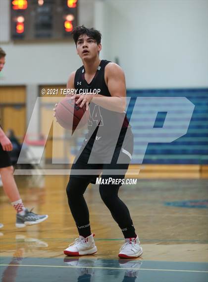 Thumbnail 2 in Intermountain Christian vs. Judge (Eagle Holiday Shootout) photogallery.