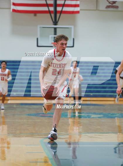 Thumbnail 3 in Intermountain Christian vs. Judge (Eagle Holiday Shootout) photogallery.