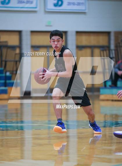 Thumbnail 1 in Intermountain Christian vs. Judge (Eagle Holiday Shootout) photogallery.