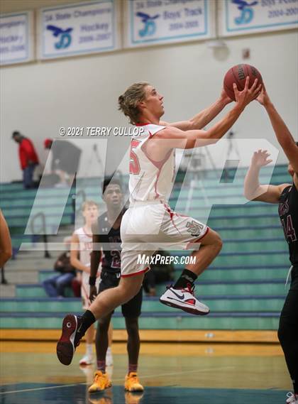 Thumbnail 2 in Intermountain Christian vs. Judge (Eagle Holiday Shootout) photogallery.