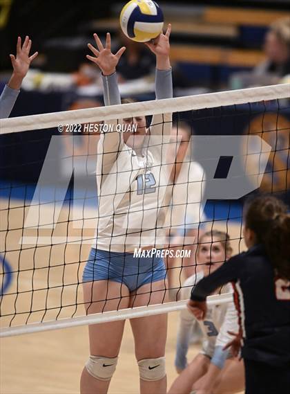 Thumbnail 3 in Clovis North vs. Chaminade CIF State D2 Final) photogallery.