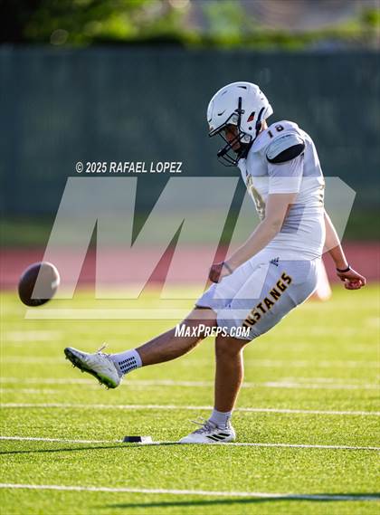 Thumbnail 2 in JV: Sam Rayburn vs. Cypress Ranch photogallery.