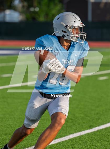 Thumbnail 3 in JV: Sam Rayburn vs. Cypress Ranch photogallery.