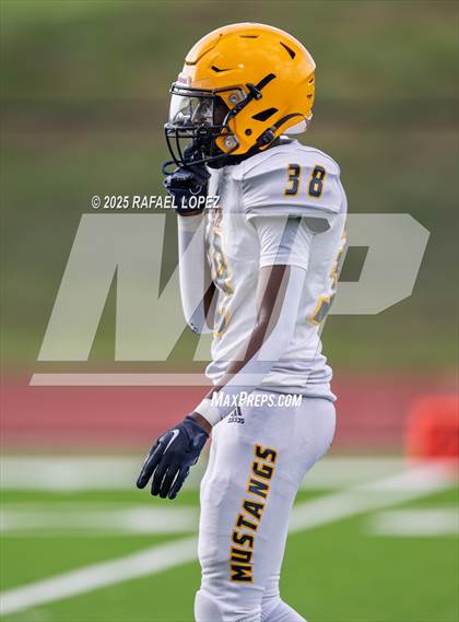 Thumbnail 1 in JV: Sam Rayburn vs. Cypress Ranch photogallery.