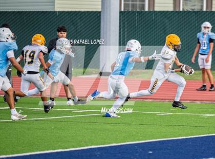 Thumbnail 3 in JV: Sam Rayburn vs. Cypress Ranch photogallery.