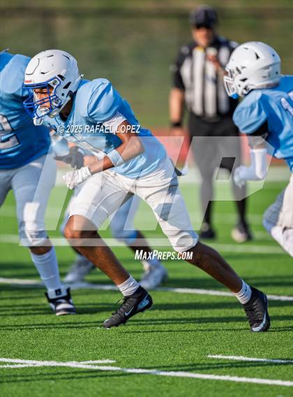 Thumbnail 3 in JV: Sam Rayburn vs. Cypress Ranch photogallery.