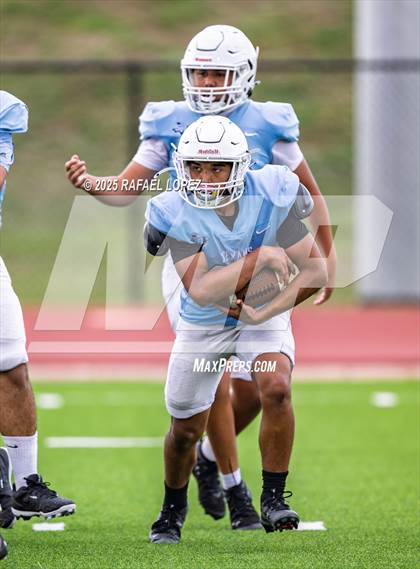 Thumbnail 1 in JV: Sam Rayburn vs. Cypress Ranch photogallery.