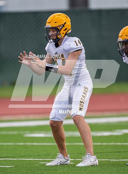 Thumbnail 2 in JV: Sam Rayburn vs. Cypress Ranch photogallery.