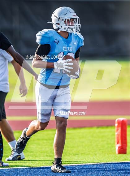 Thumbnail 2 in JV: Sam Rayburn vs. Cypress Ranch photogallery.