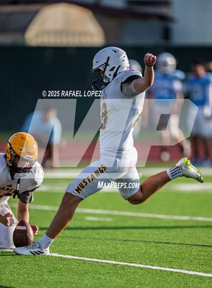 Thumbnail 3 in JV: Sam Rayburn vs. Cypress Ranch photogallery.