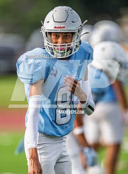 Thumbnail 1 in JV: Sam Rayburn vs. Cypress Ranch photogallery.