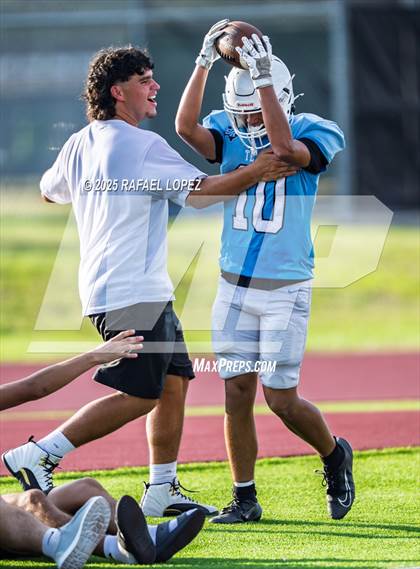 Thumbnail 1 in JV: Sam Rayburn vs. Cypress Ranch photogallery.