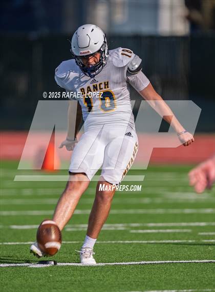Thumbnail 3 in JV: Sam Rayburn vs. Cypress Ranch photogallery.