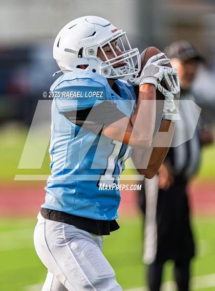 Thumbnail 1 in JV: Sam Rayburn vs. Cypress Ranch photogallery.