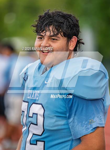 Thumbnail 1 in JV: Sam Rayburn vs. Cypress Ranch photogallery.