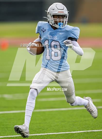 Thumbnail 3 in JV: Sam Rayburn vs. Cypress Ranch photogallery.