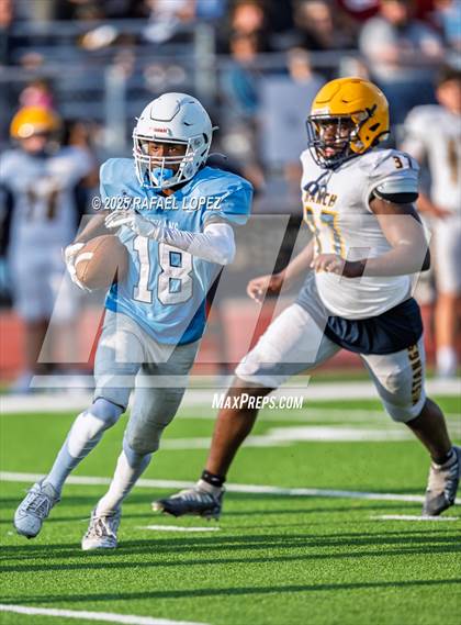 Thumbnail 1 in JV: Sam Rayburn vs. Cypress Ranch photogallery.