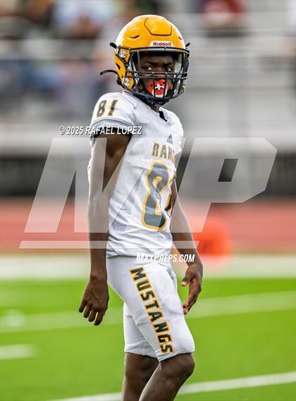 Thumbnail 2 in JV: Sam Rayburn vs. Cypress Ranch photogallery.