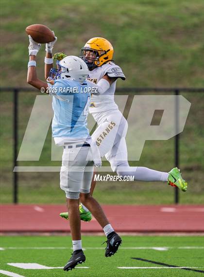 Thumbnail 2 in JV: Sam Rayburn vs. Cypress Ranch photogallery.