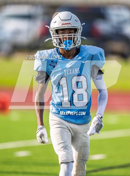 Thumbnail 3 in JV: Sam Rayburn vs. Cypress Ranch photogallery.