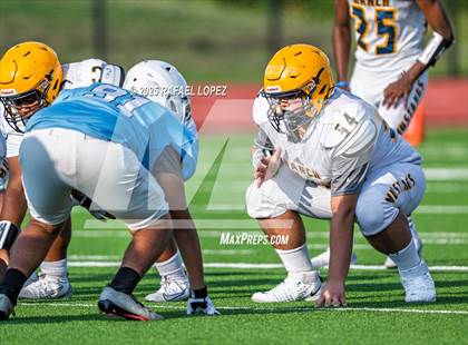 Thumbnail 1 in JV: Sam Rayburn vs. Cypress Ranch photogallery.