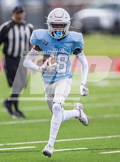 Thumbnail 2 in JV: Sam Rayburn vs. Cypress Ranch photogallery.