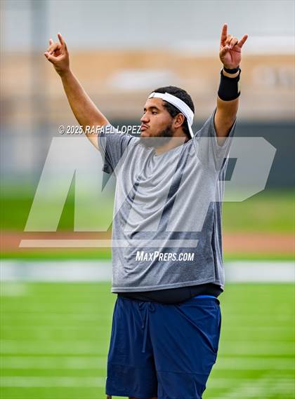 Thumbnail 2 in JV: Sam Rayburn vs. Cypress Ranch photogallery.