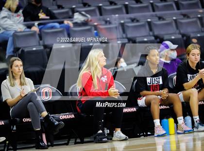 Thumbnail 3 in Bellevue East vs. Millard South photogallery.