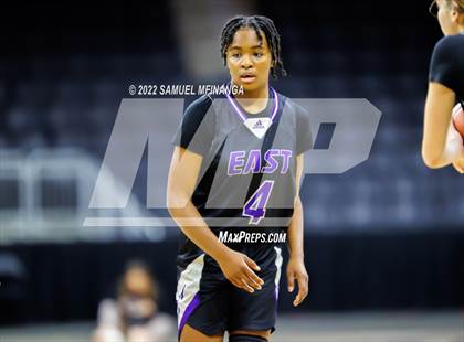 Thumbnail 2 in Bellevue East vs. Millard South photogallery.