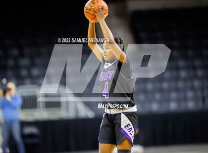 Thumbnail 1 in Bellevue East vs. Millard South photogallery.