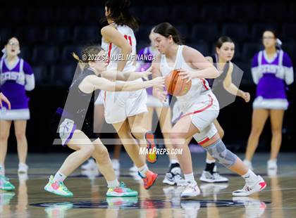 Thumbnail 2 in Bellevue East vs. Millard South photogallery.