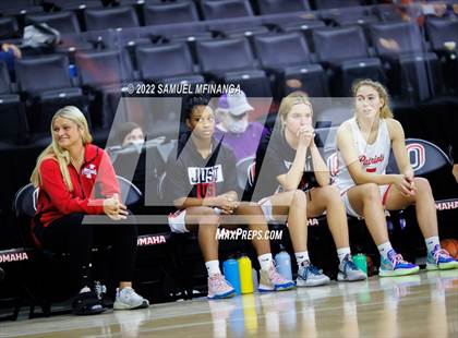 Thumbnail 2 in Bellevue East vs. Millard South photogallery.