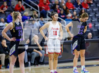 Thumbnail 2 in Bellevue East vs. Millard South photogallery.