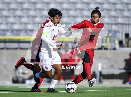 Thumbnail 3 in Langham Creek vs. MacArthur (CFISD Soccer Showcase) photogallery.