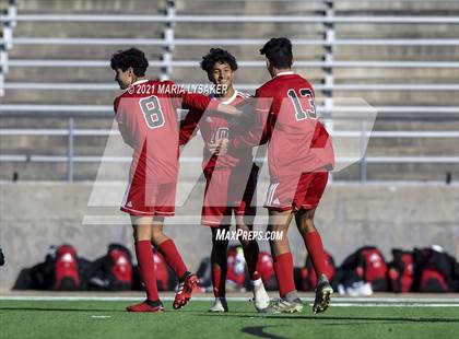 Thumbnail 2 in Langham Creek vs. MacArthur (CFISD Soccer Showcase) photogallery.