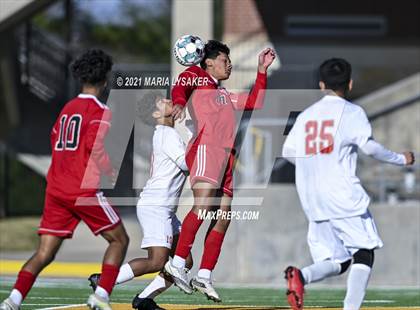 Thumbnail 3 in Langham Creek vs. MacArthur (CFISD Soccer Showcase) photogallery.