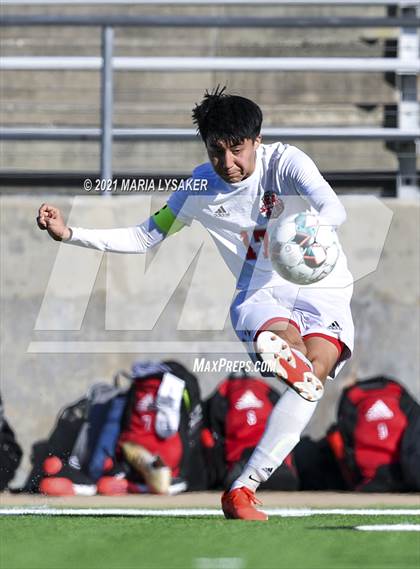 Thumbnail 2 in Langham Creek vs. MacArthur (CFISD Soccer Showcase) photogallery.