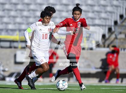 Thumbnail 1 in Langham Creek vs. MacArthur (CFISD Soccer Showcase) photogallery.