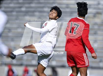 Thumbnail 3 in Langham Creek vs. MacArthur (CFISD Soccer Showcase) photogallery.