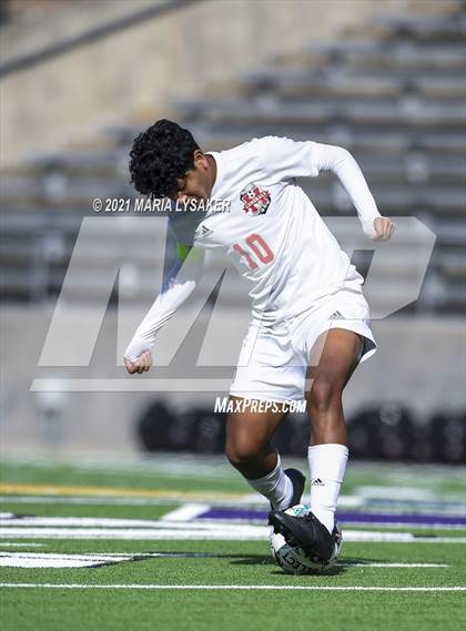 Thumbnail 1 in Langham Creek vs. MacArthur (CFISD Soccer Showcase) photogallery.