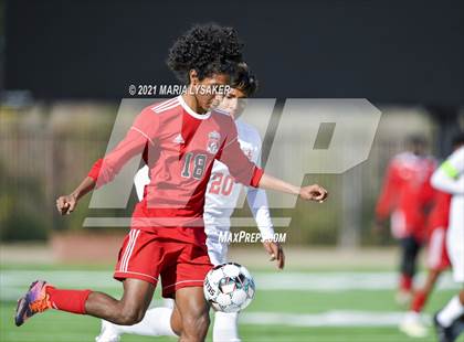 Thumbnail 3 in Langham Creek vs. MacArthur (CFISD Soccer Showcase) photogallery.