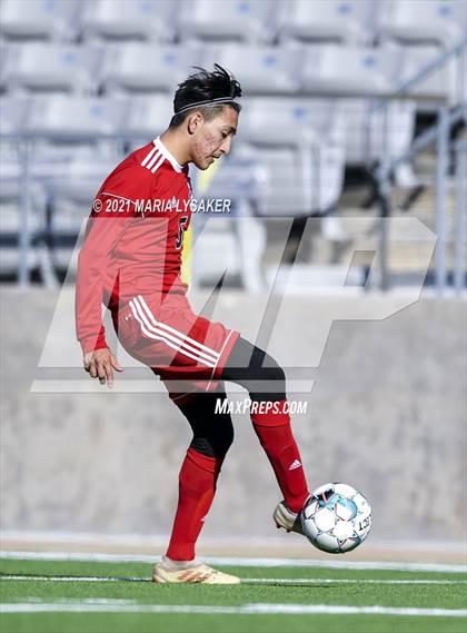 Thumbnail 1 in Langham Creek vs. MacArthur (CFISD Soccer Showcase) photogallery.