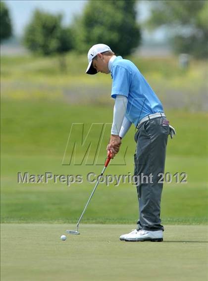 Thumbnail 2 in CIF Sac-Joaquin Section Golf Championships photogallery.