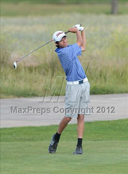 Thumbnail 2 in CIF Sac-Joaquin Section Golf Championships photogallery.